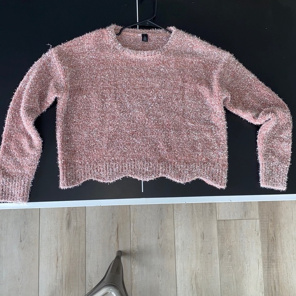 Women’s Large Love by Design Sweater - Picture 8 of 8